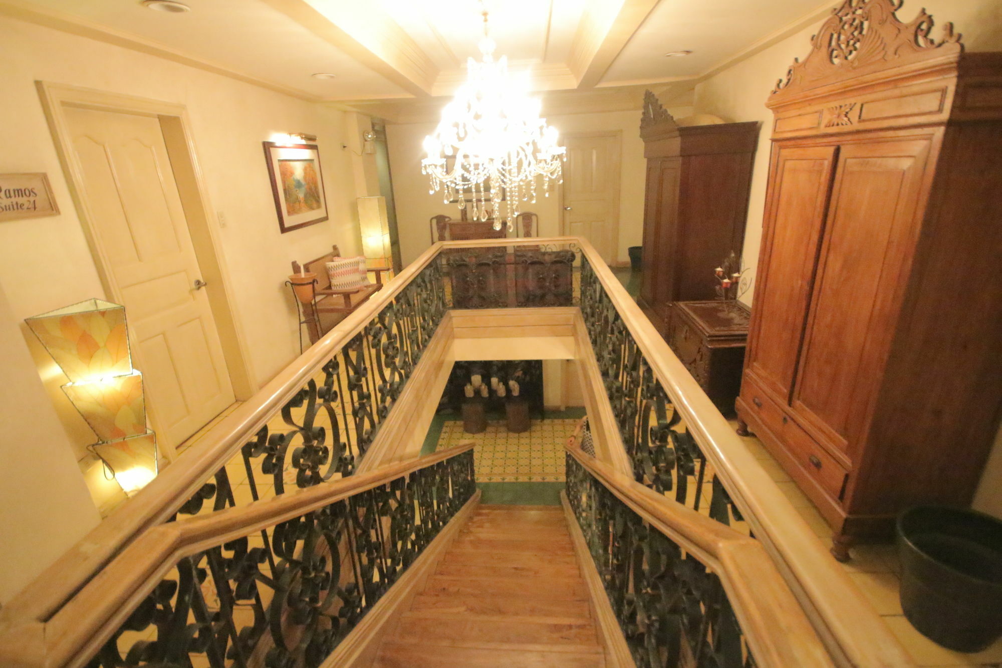 Roxas President'S Inn Екстериор снимка